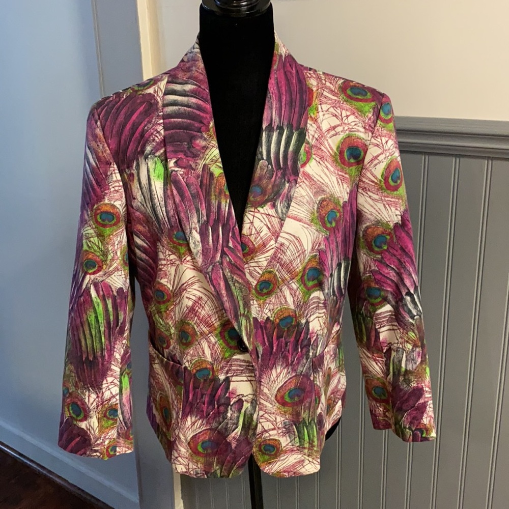 Harvé Benard Peacock Print Single Button Blazer